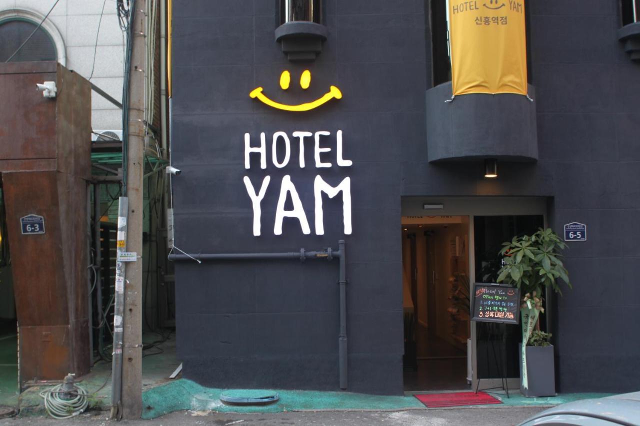 Hotel Yam Sinheung Station Seongnam Buitenkant foto